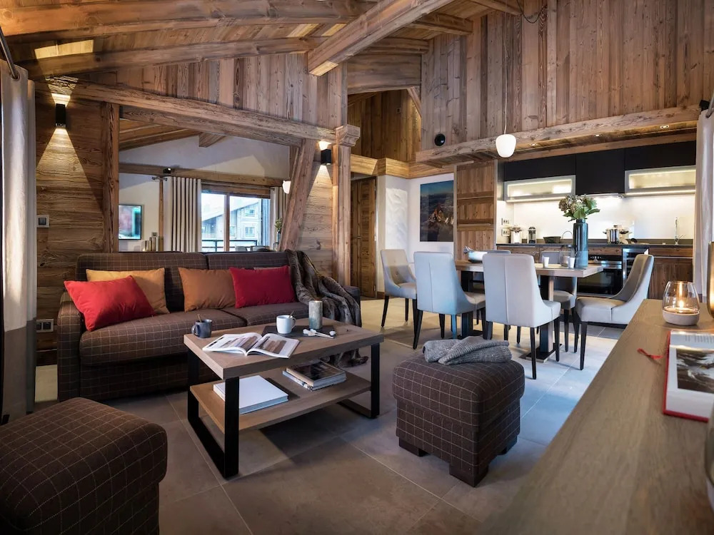 Rustic Apartment With Dishwasher, 150 m. From the Cableway