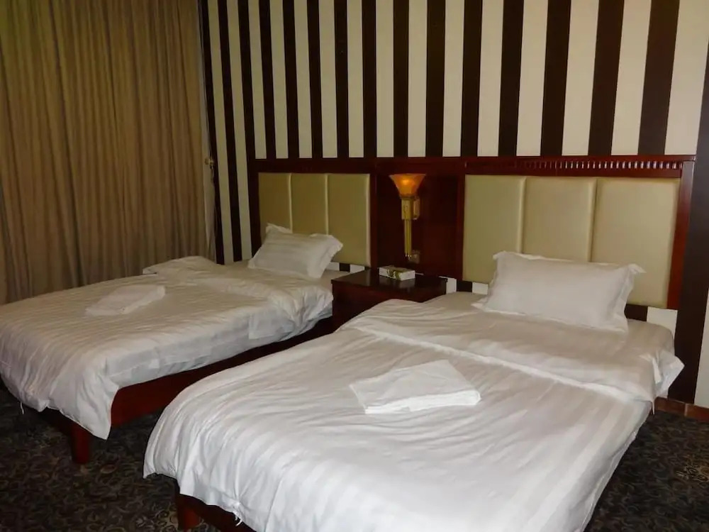La Fontaine Safd Suites