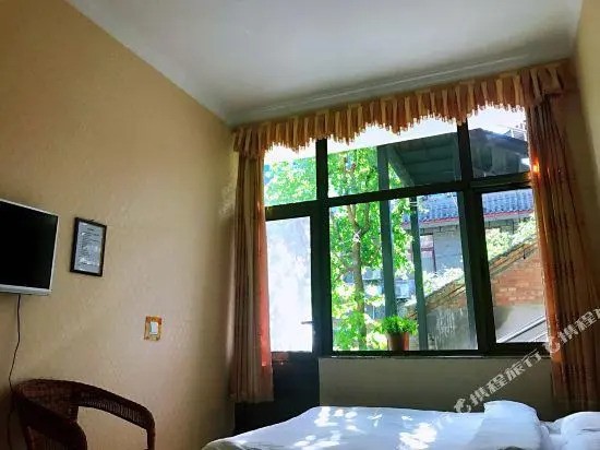 Huanghuacheng Shuichangcheng Heshi Villa
