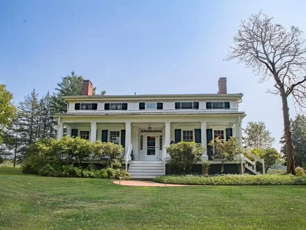 The Neighbour House B&B