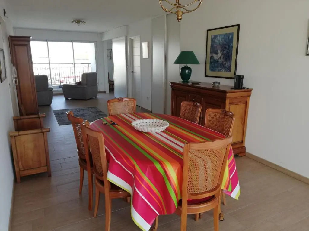 Appartement Les Sables-d'Olonne, 3 pièces, 6 personnes - FR-1-385-16