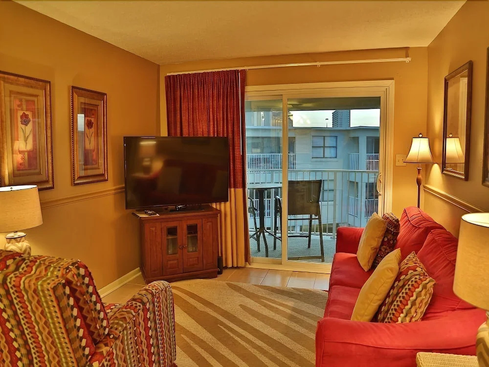 Harbor House B20 2 Bedrooms 2 Bathrooms Condo
