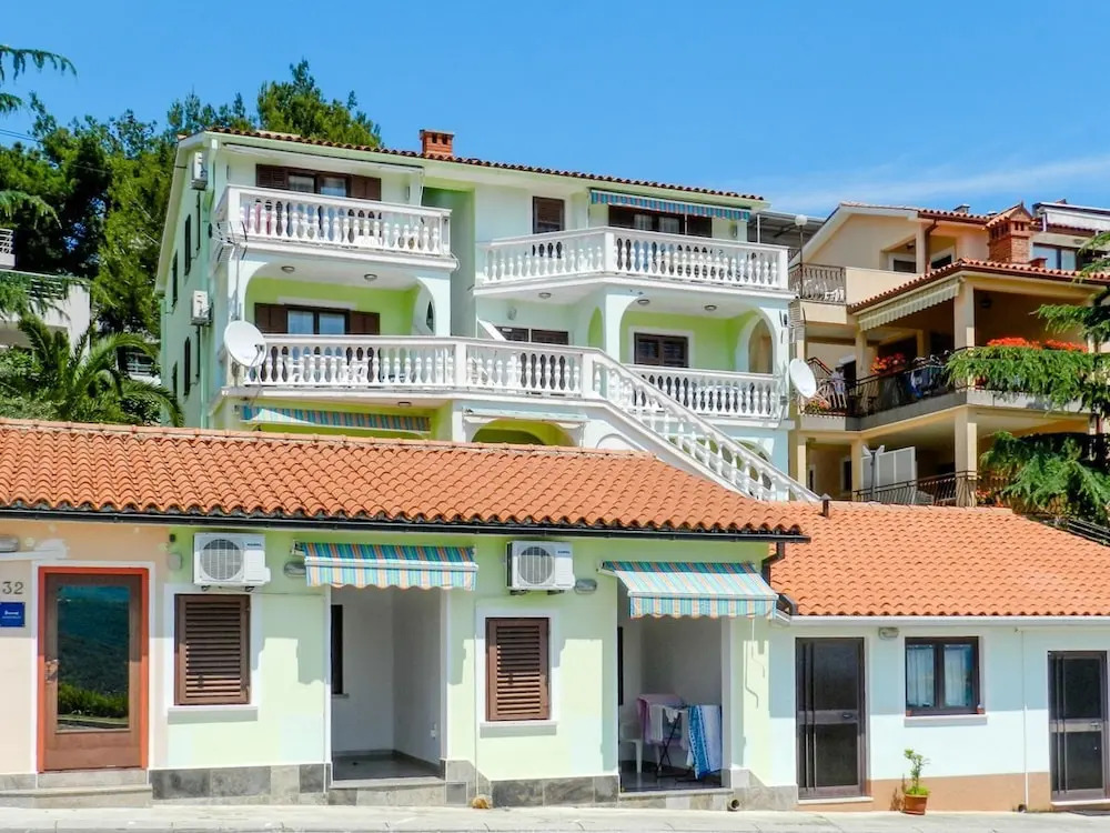 Apartments Nada