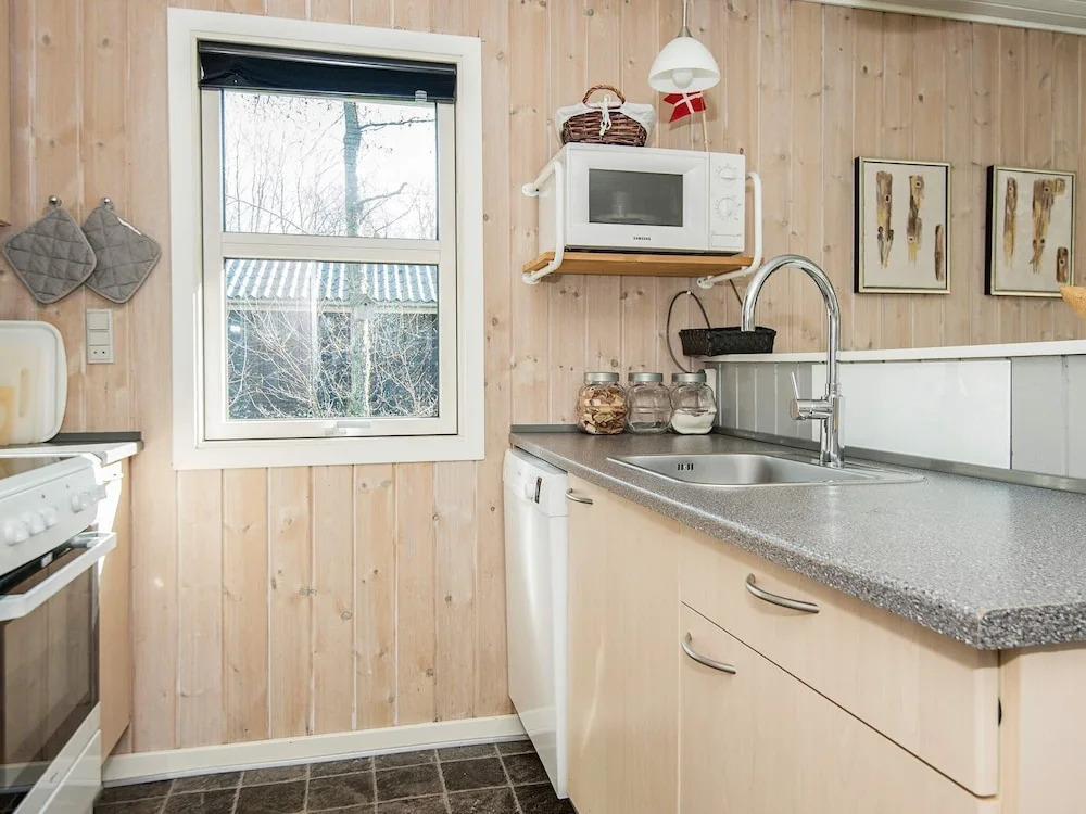 Fantastic Holiday Home in Hemmet With Whirlpool