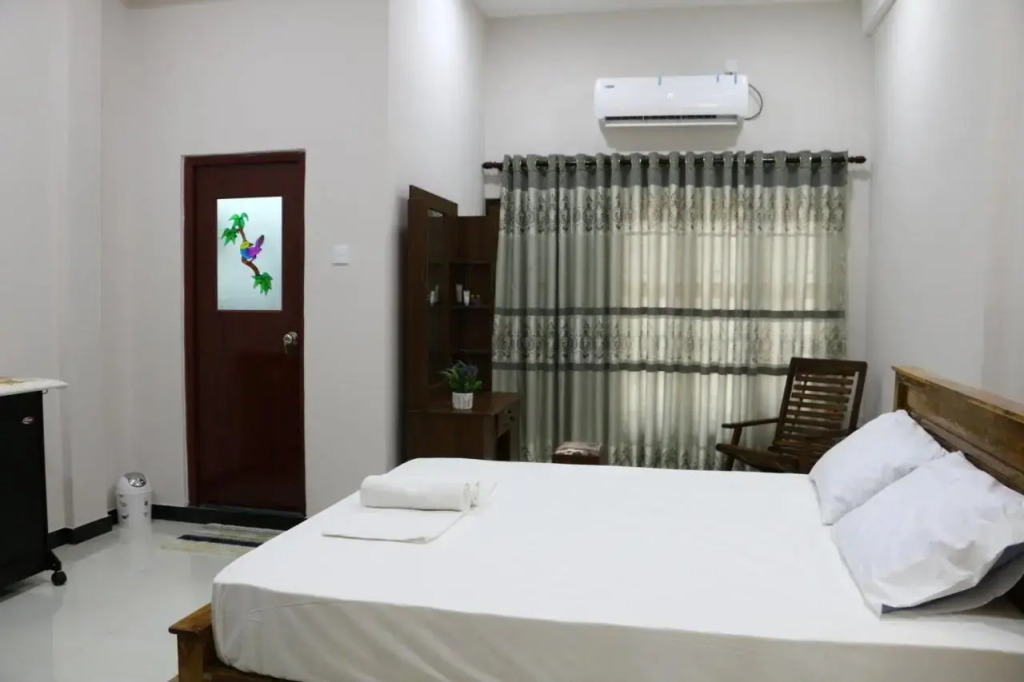 Thisha Hotel & Restaurant