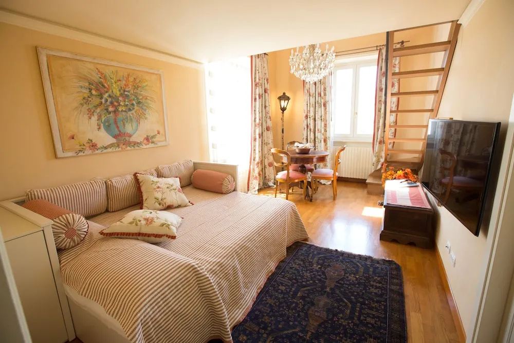 Antica Maison