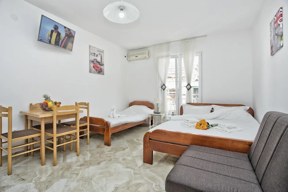 Apartmani Viki