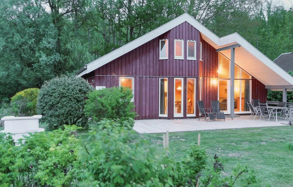Cozy Home In Rechlin With Wifi