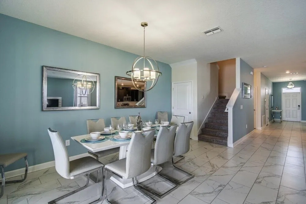 Champions Gate 1525 - Eight Bedroom Pool Home