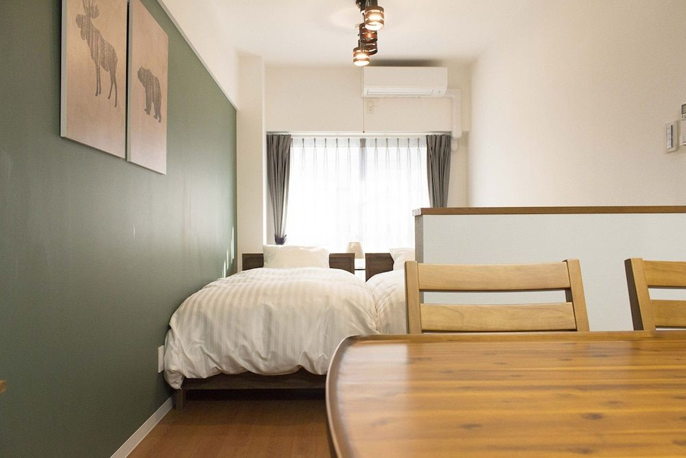 Florish 21 Room
