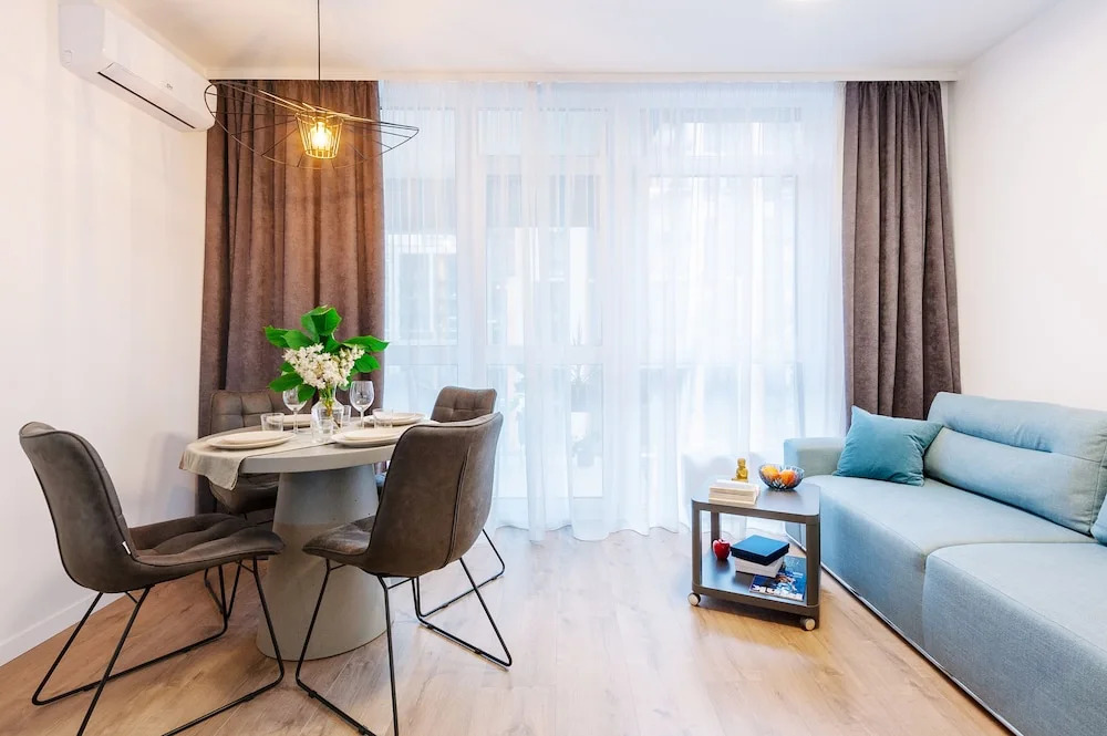 Apartment Predslavinskaya 57-85