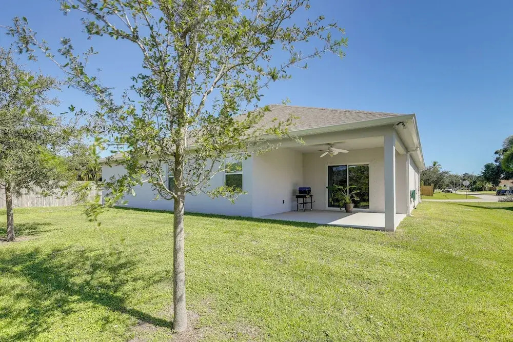 Near Beaches & Golfing: Port St Lucie Home w/ Yard