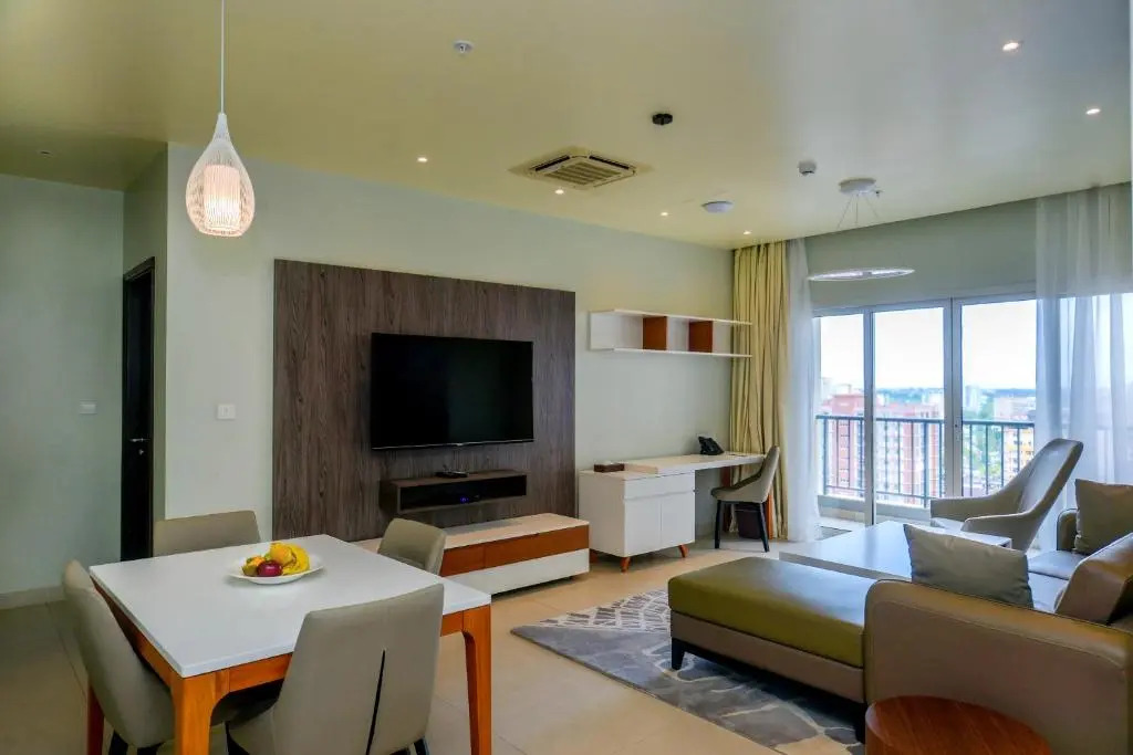 Aura Suites