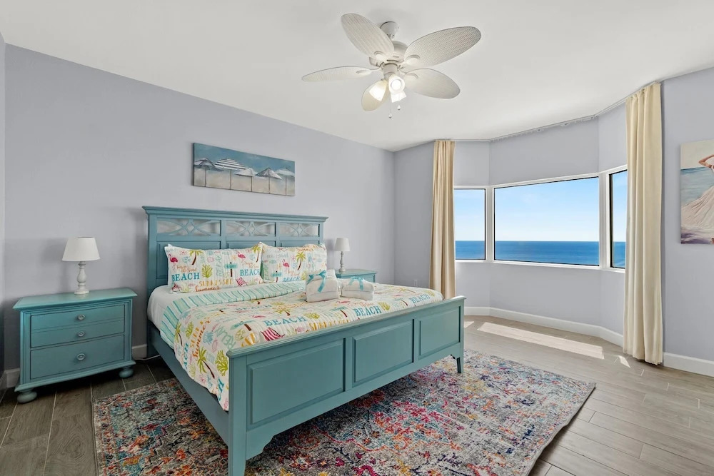 Tidewater Beach Luxury Penthouse With Resort Amenities and a View!