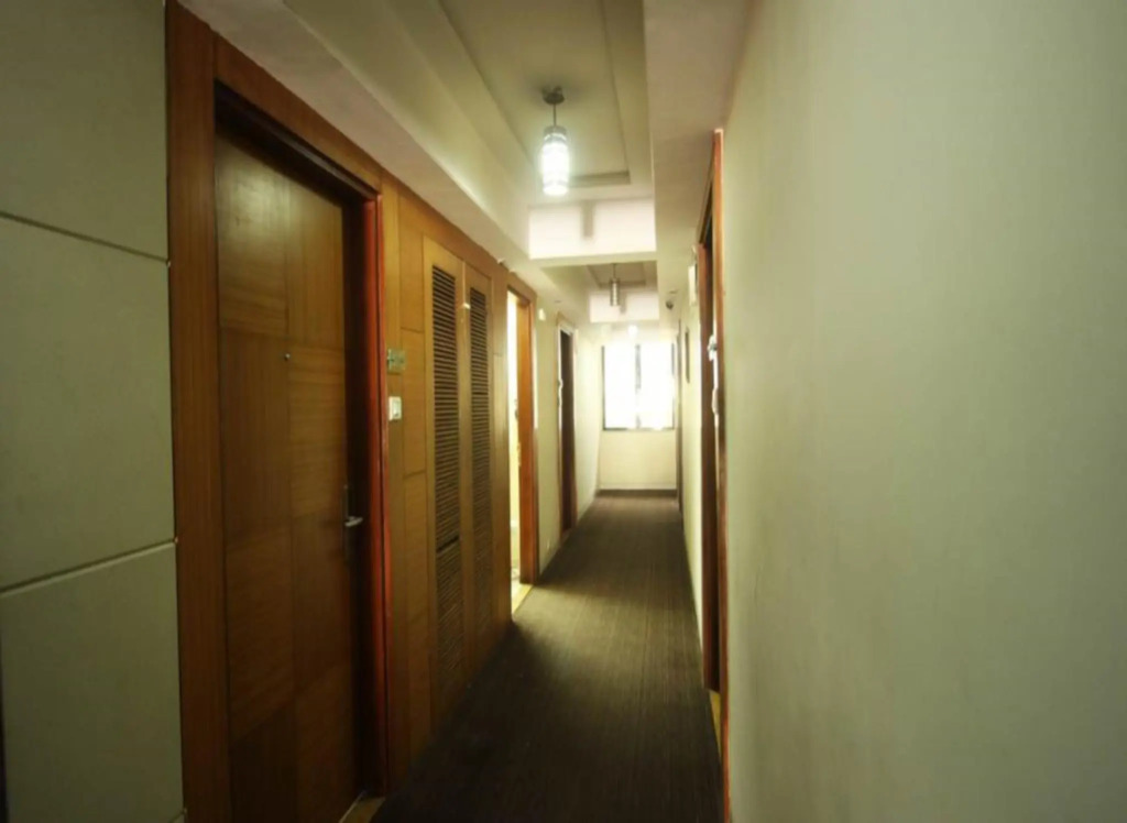 The Caliph Hotel & Executive Suites