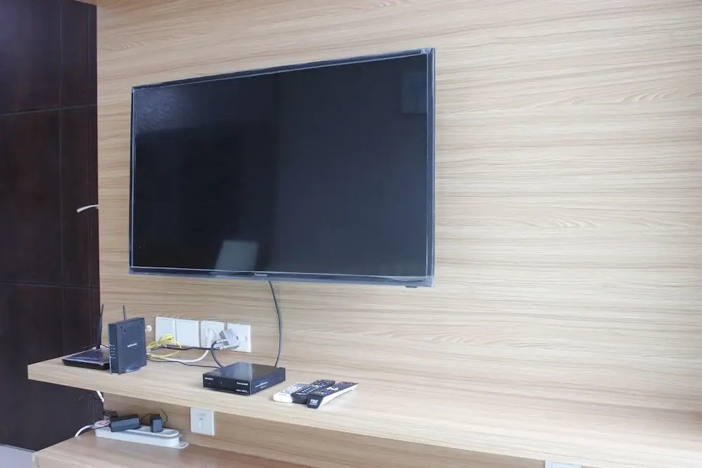 Exquisite 2BR Apartment at Tamansari La Grande near BIP