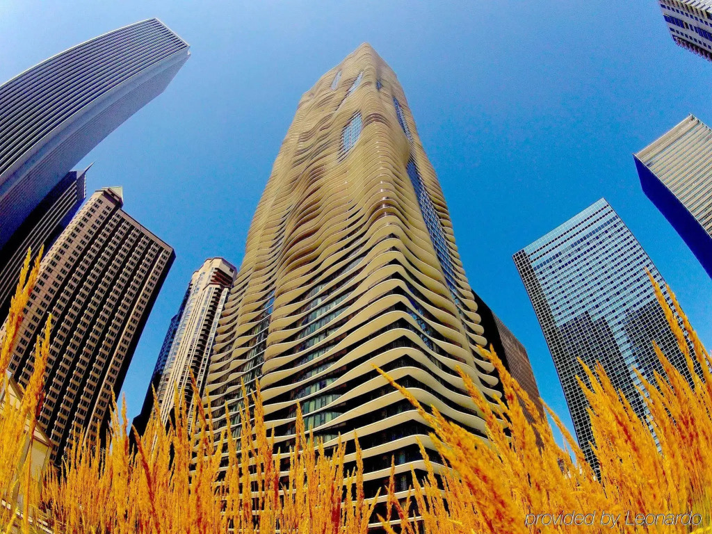 Radisson Blu Aqua Hotel, Chicago