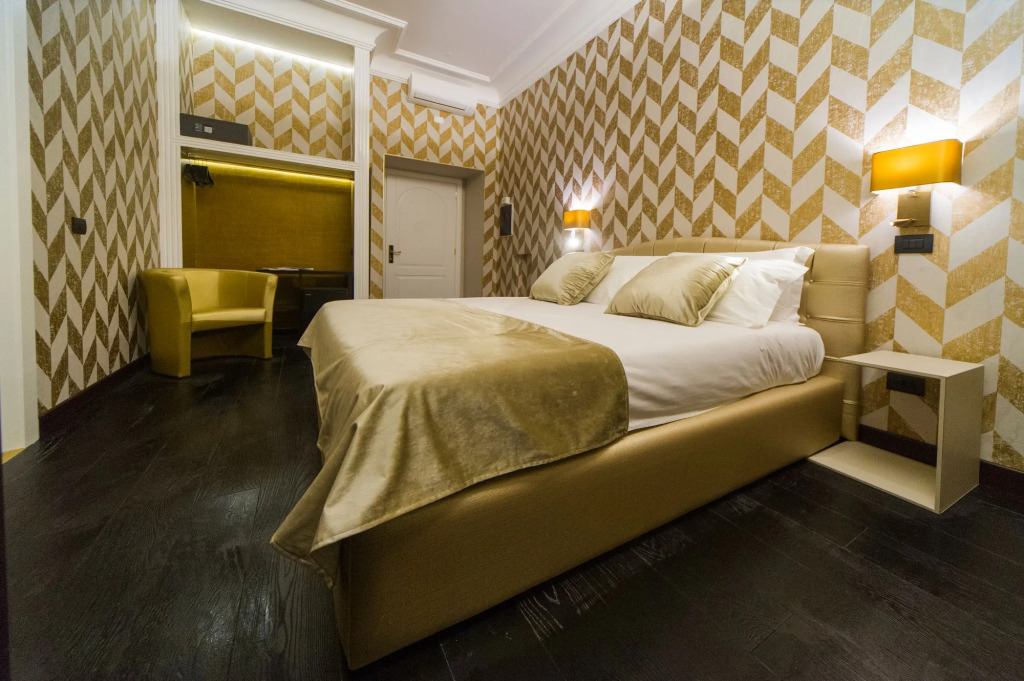 Via Veneto Suites