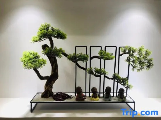 Yishan Jiushe Hostel