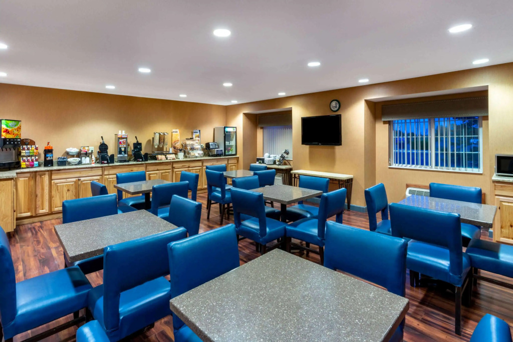 Microtel Inn & Suites