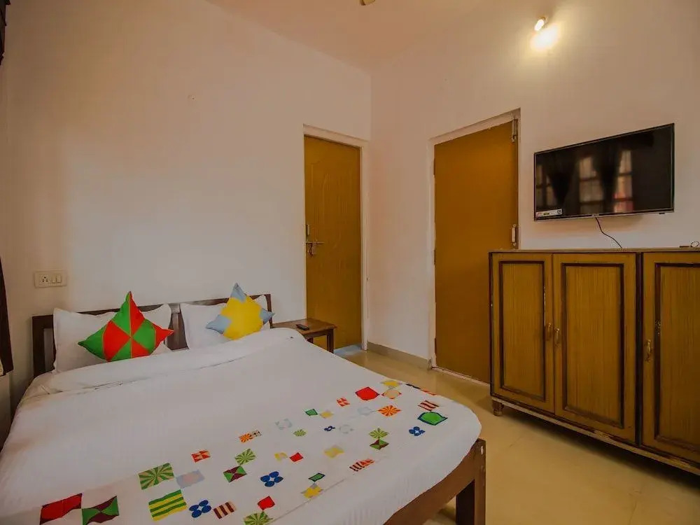 White House Beach Apartments by OYO Rooms