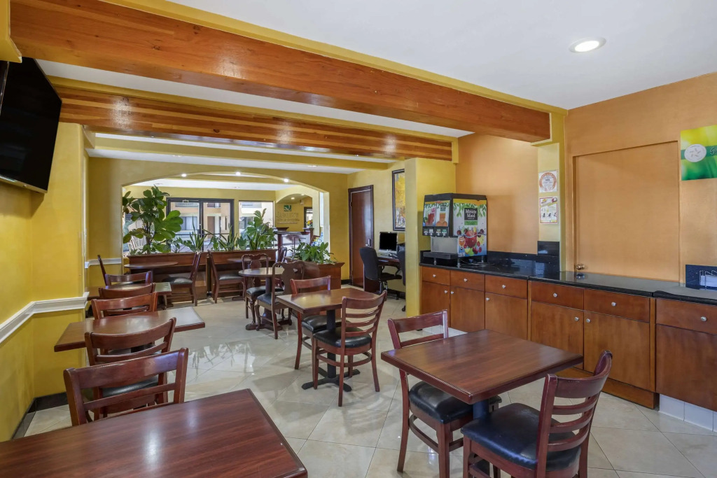 Quality Inn & Suites Westminster Seal Beach