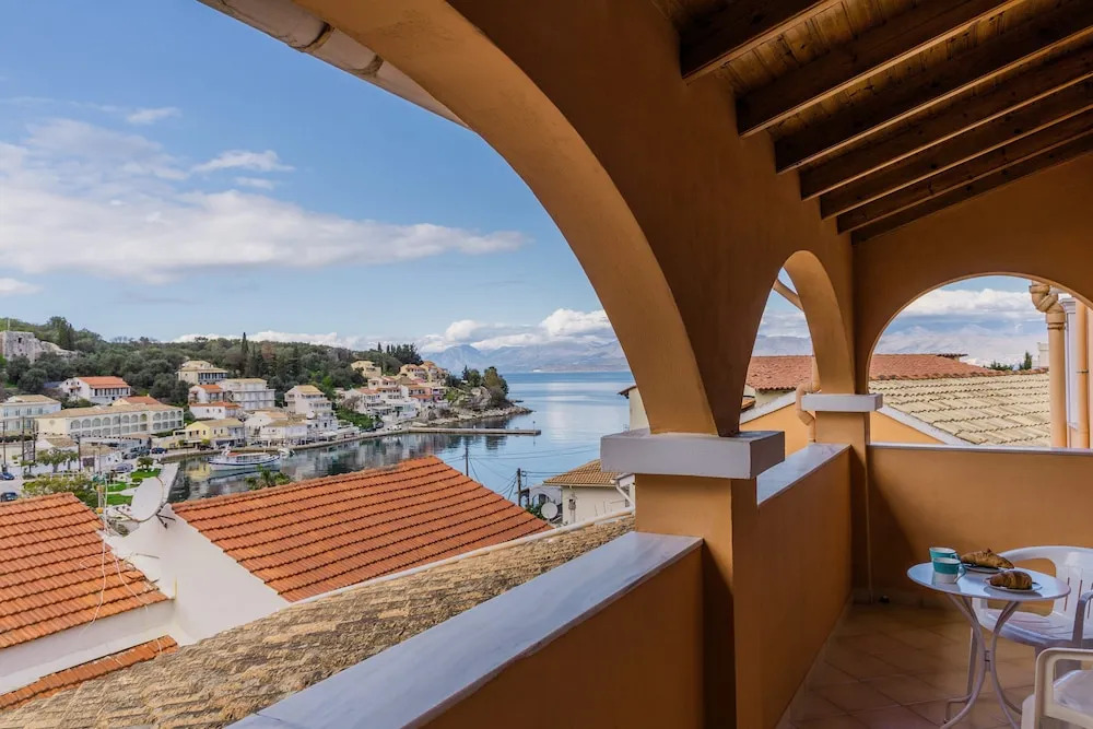 Porto Kassiopi Apartments