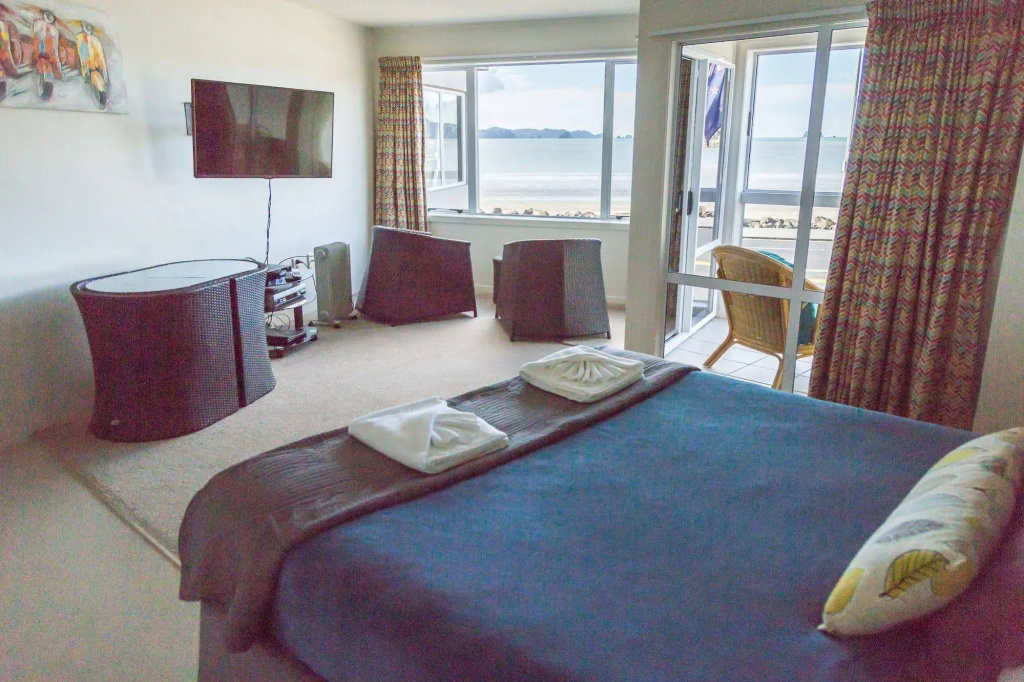 Waterfront Apartments Whitianga
