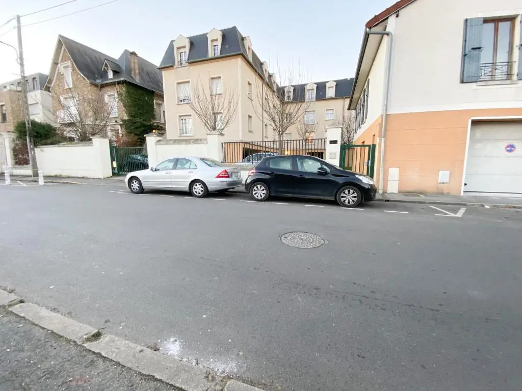 Appartement Ultra Luxueux Hypercentre - Parking - Gare RER à 5 min