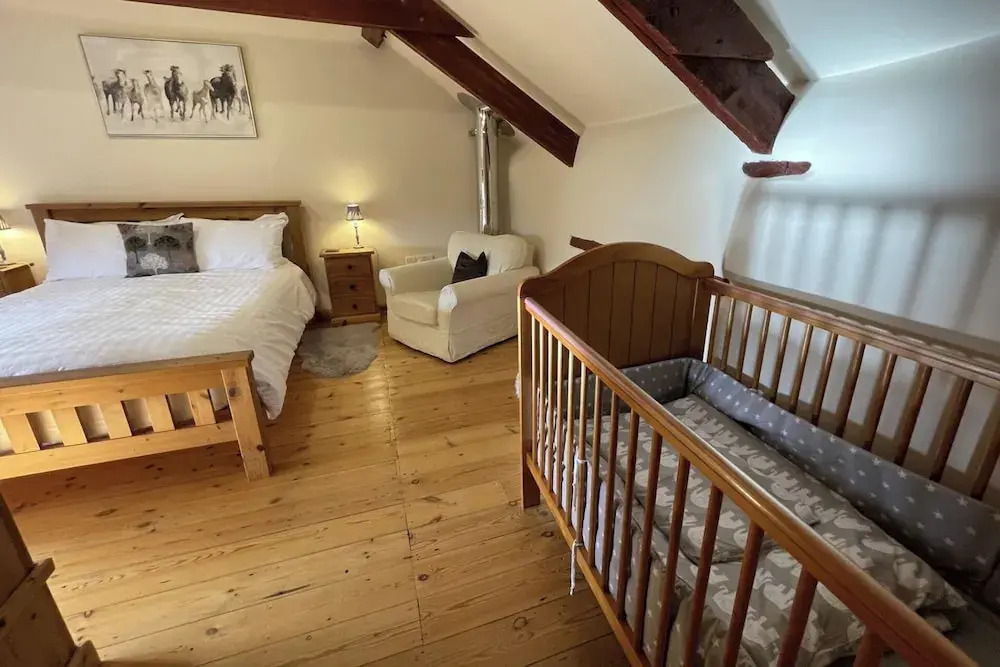 Granary Barn A Rural Retreat - Private Hot Tub