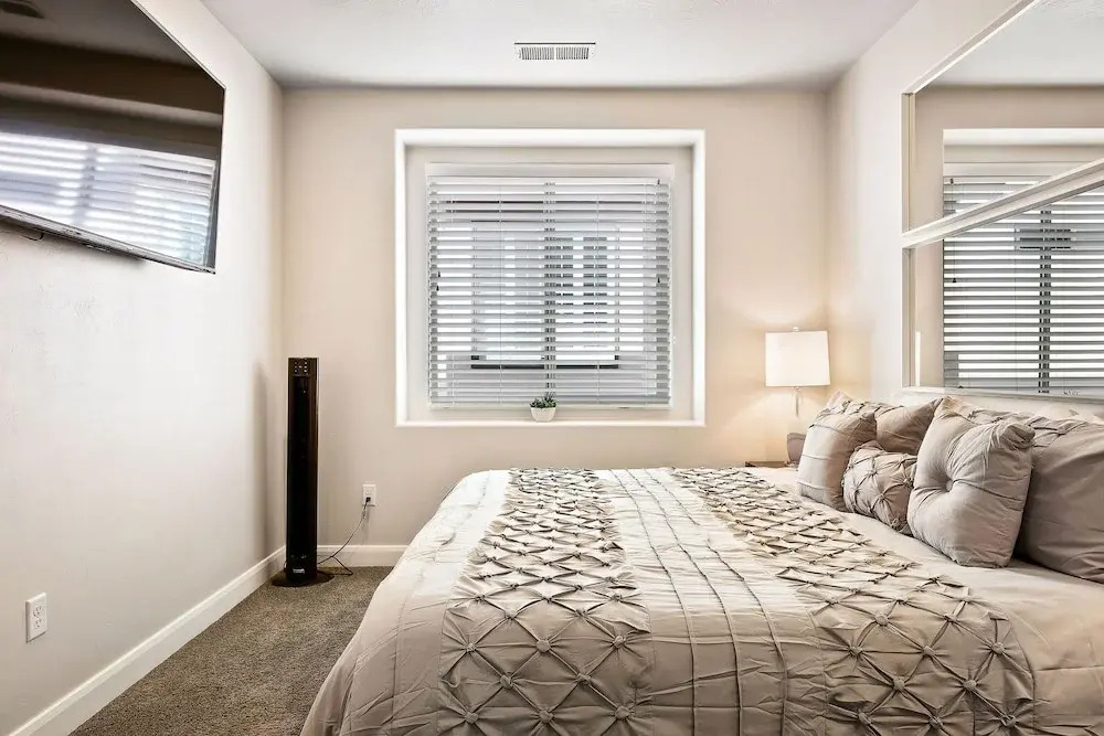 Latitude Adjustment townhouse