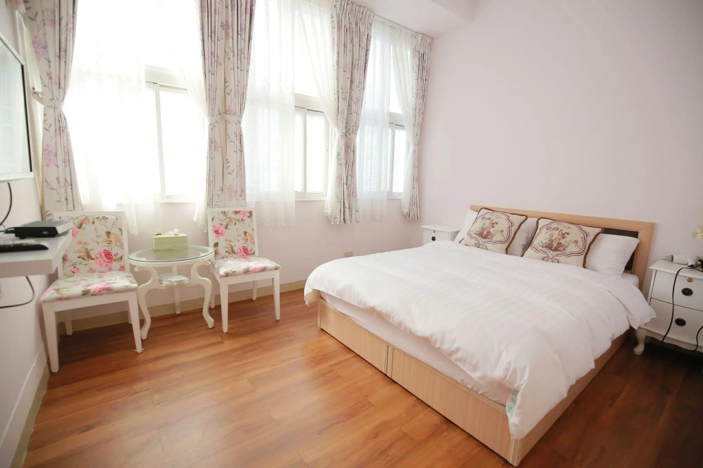 MH Alley