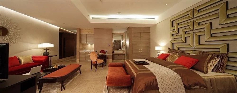 Sanya Fenghuang Island Hotel