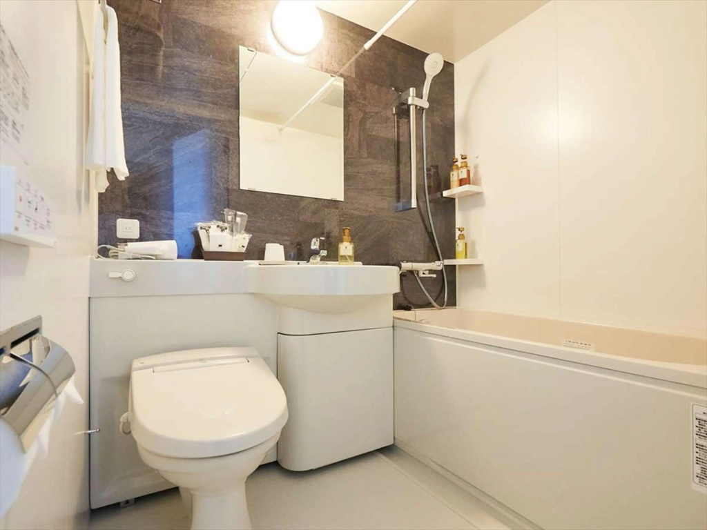Henn na Hotel Komatsu Ekimae