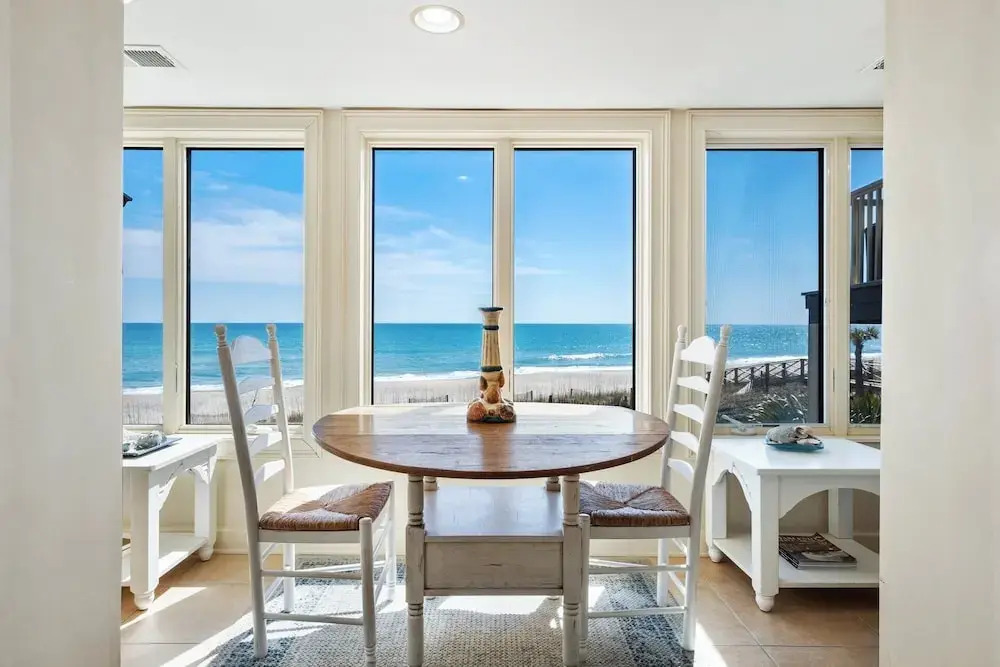 Sea Breeze - Great Oceanfront Views And Close To The Beach Club 3 Bedroom Villa by Peace Vacations