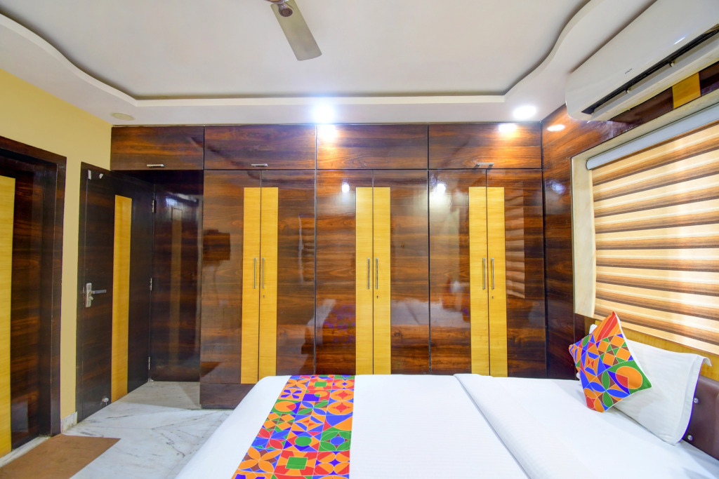 FabHotel Town Inn