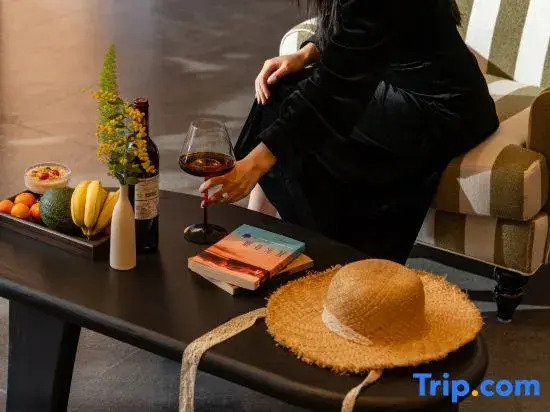 Wangyunju • Courtyard Hot Spring• Garden Homestay ( Century City Store)