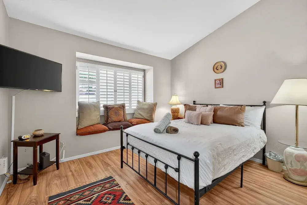 Tempe Oasis With Fire Pit & Bbq Lounge 2 Bedroom Home