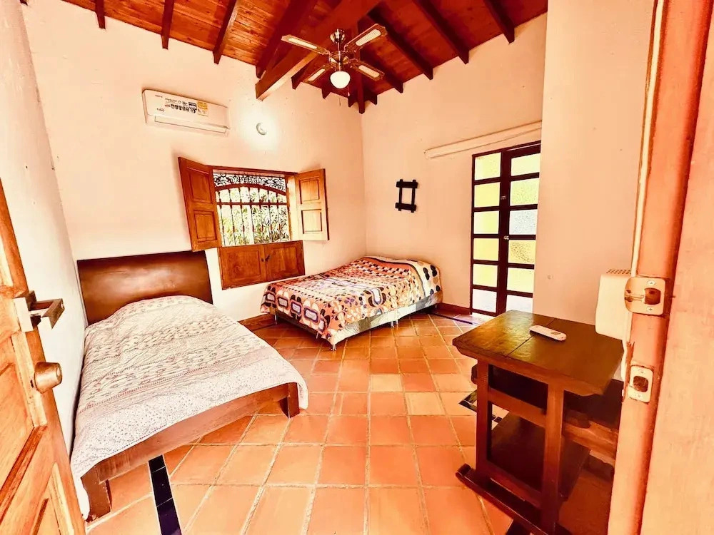 Paradise in San Jeronimo With Air Conditioning and Pool