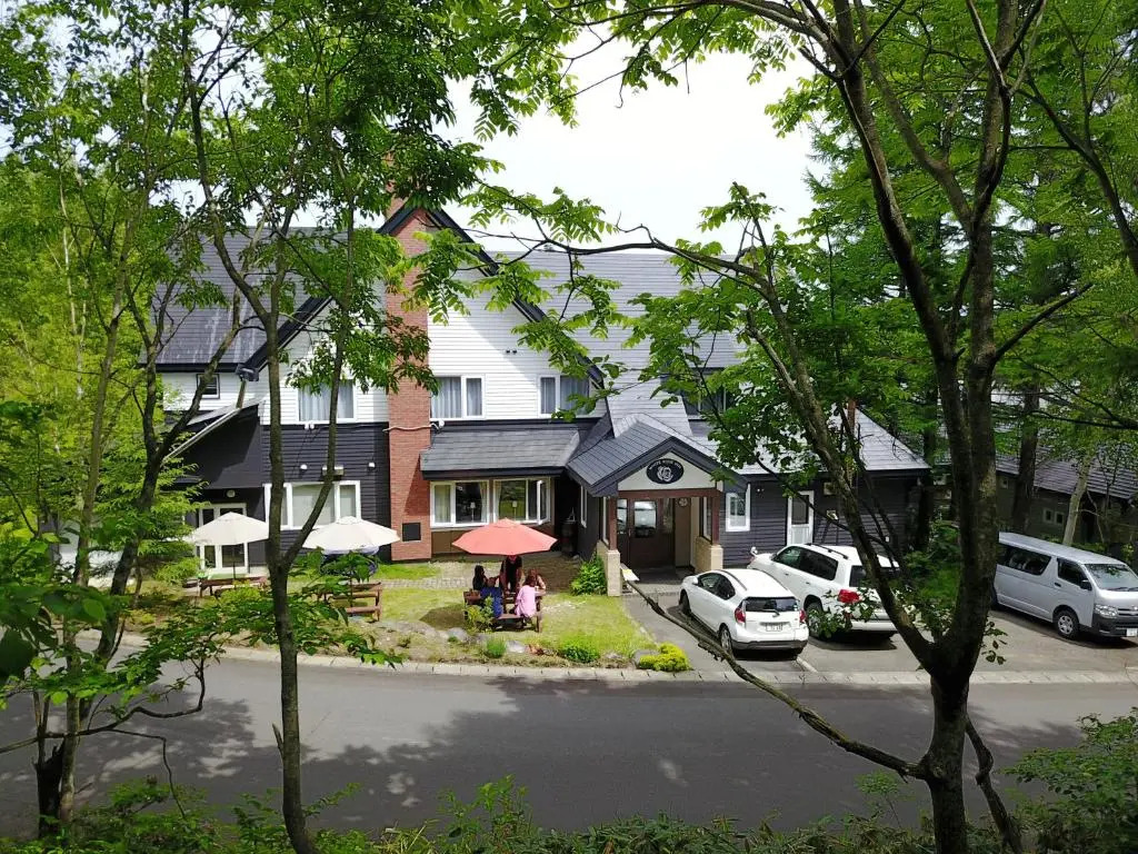 White Rose Inn