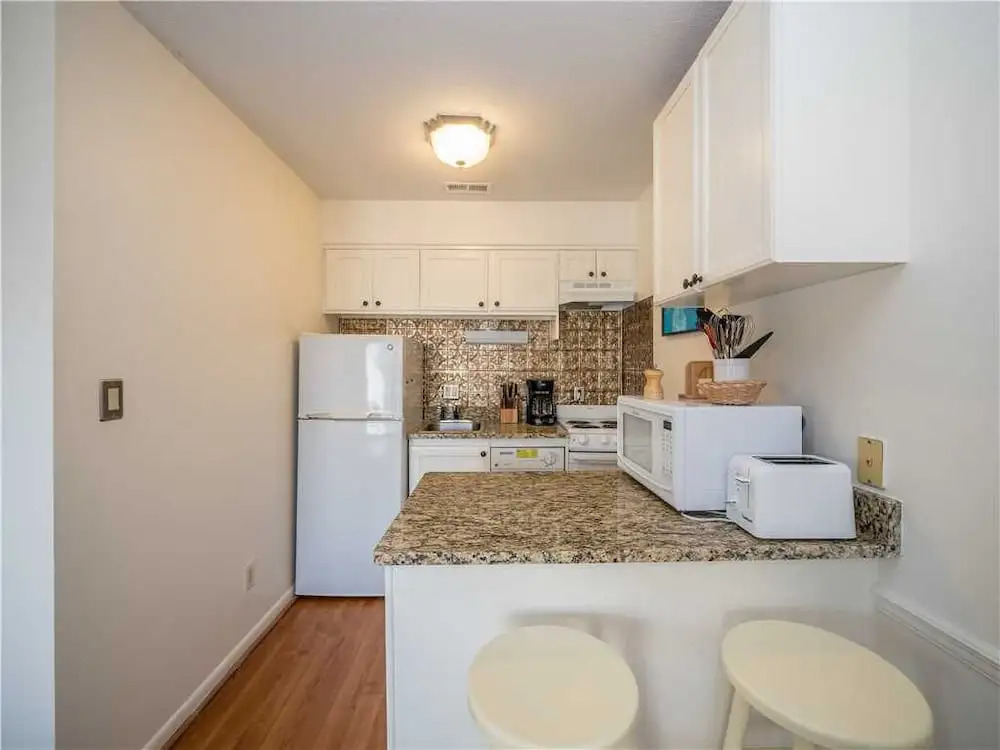 Breakers 304, 1 Bedroom, Beach Front, Sleeps 4