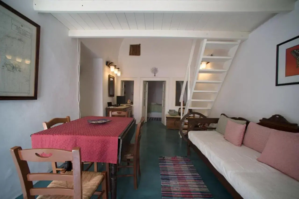 Zoe Aegeas Traditional houses