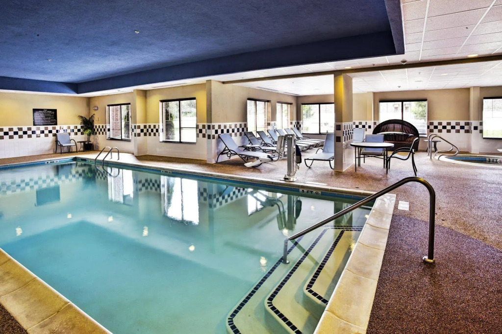 Hampton Inn & Suites - Cape Cod / West Yarmouth