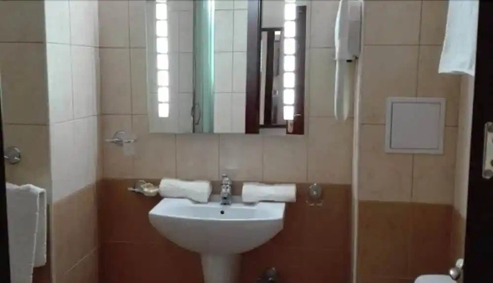 Hotel Korab Renesa