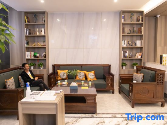 Jingbian Yadu Hotel