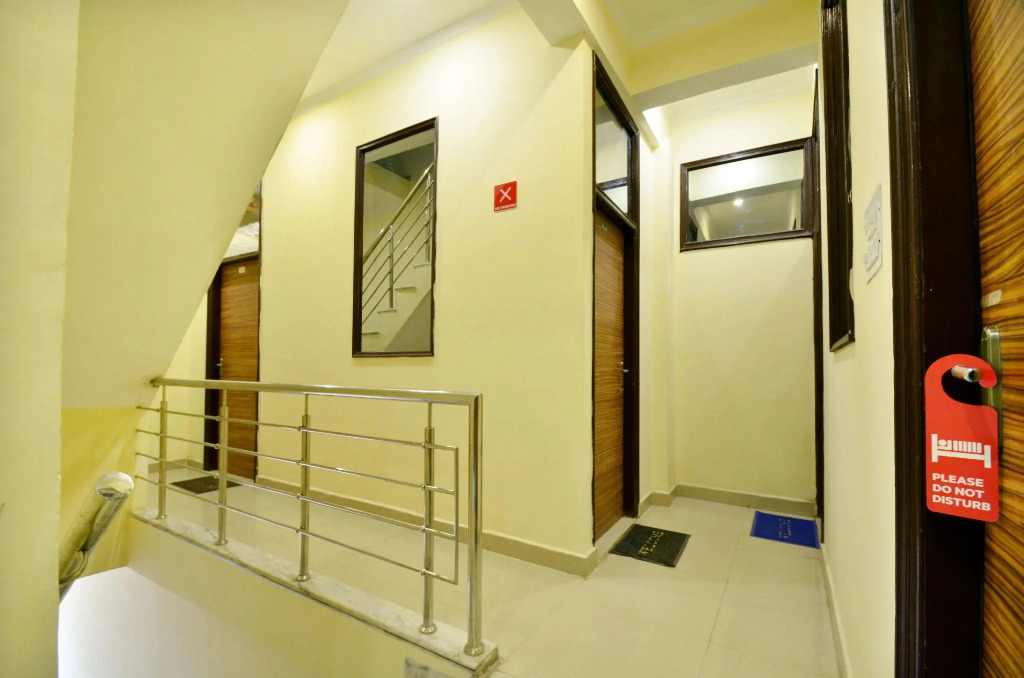 OYO 8424 Hotel Sunflower