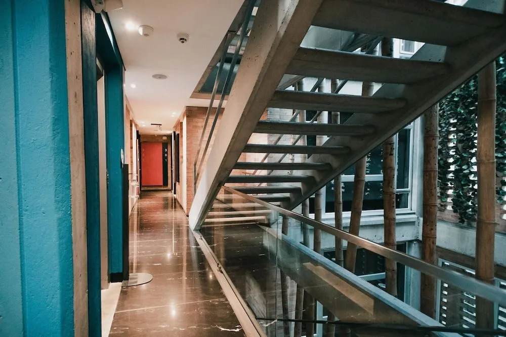 Hotel 5 Elementos Corferias by HBP