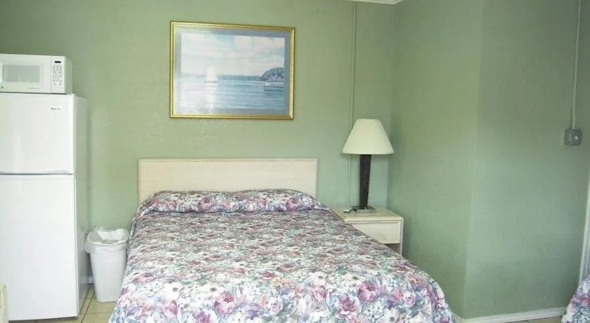 Bayfront Cottages
