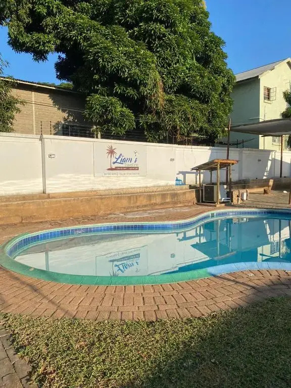 liam travel inn