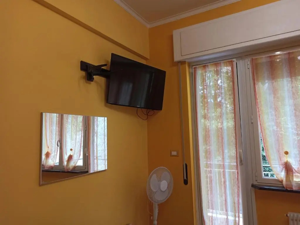 Bumby's apartment